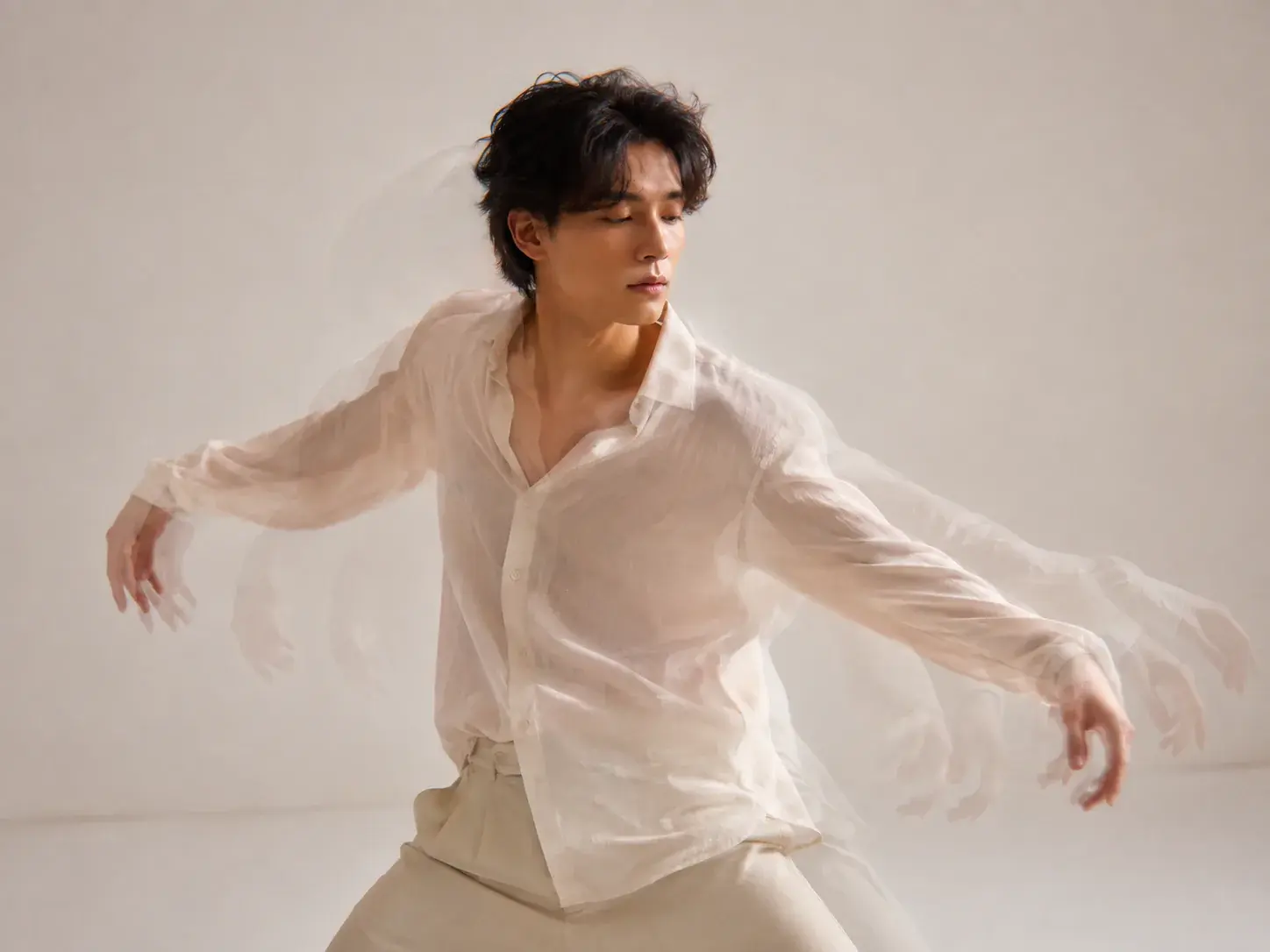 Reference sway video guiding a photo subject into a dance MP4